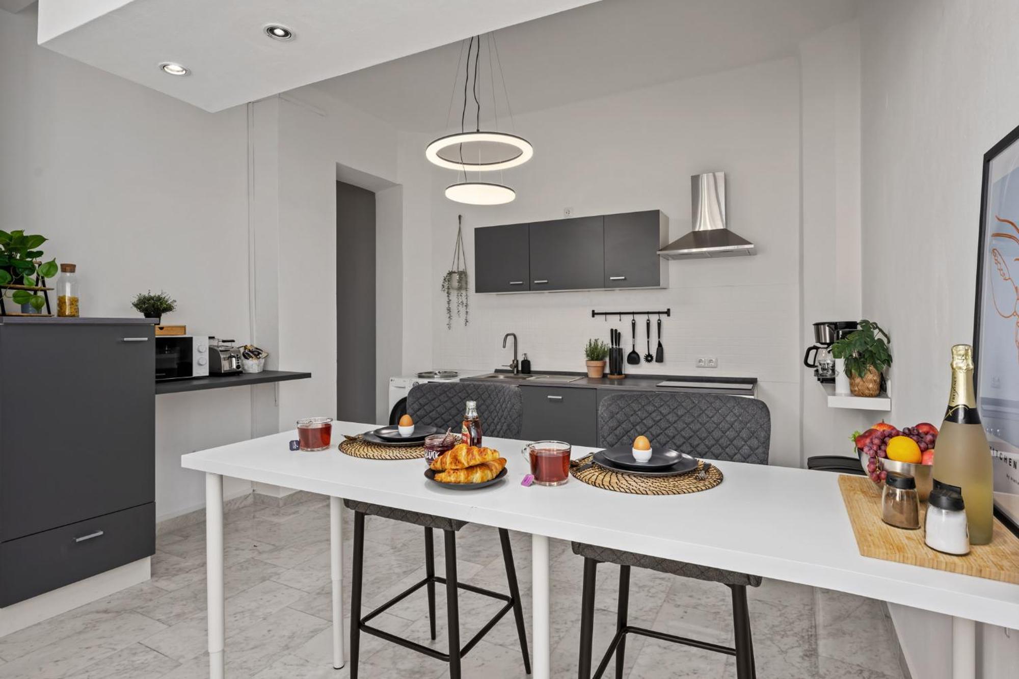 Ferienwohnung Blassdoerfer - Modernes Apartment In Bester Lage Und 93 Qm2 Бад-Киссинген Экстерьер фото
